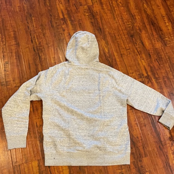 Comfy grey sweatshirt with pocket - Picture 2 of 4